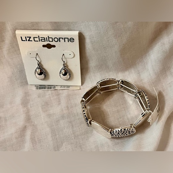 Liz Claiborne Silver Drop Earrings and Stretch Bracelet Bold Metal NWT Boho Chic - Picture 5 of 10